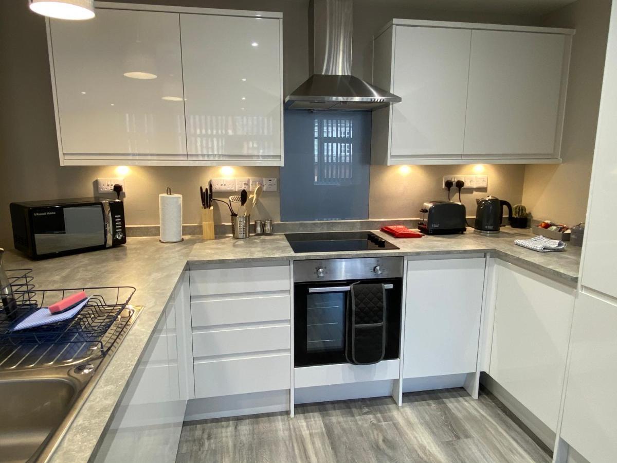 Marie'S Serviced Apartment 1 Bed Citystay, Parking Bedford Kültér fotó